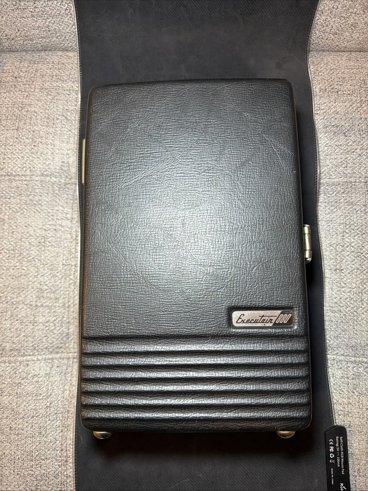 Vintage Executair 880 Trav-L-Bar Portable,from the 60s