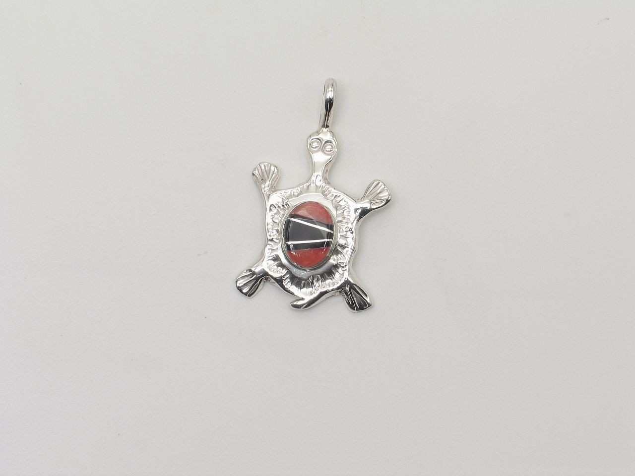 Arnold Maloney Navajo Sterling Silver Red Spiny Oyster Jet Inlay Turtle Pendant