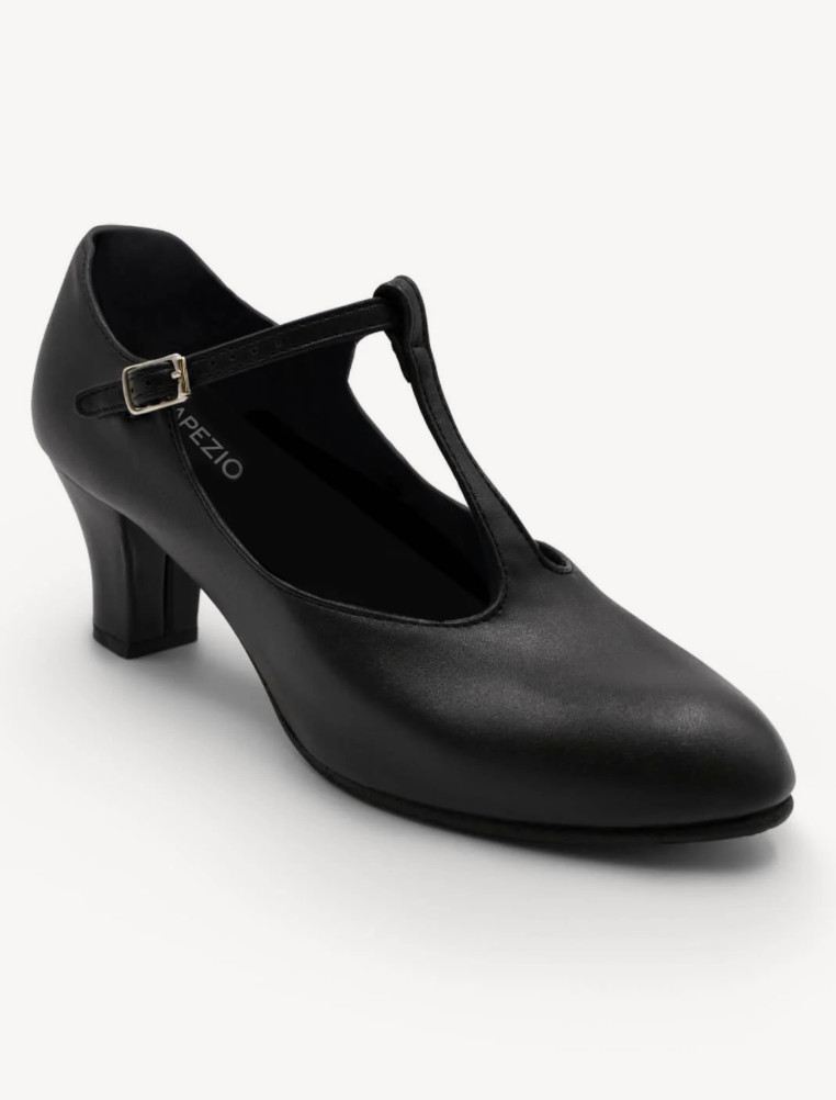 NIB Capezio Adult Jr Footlight T-Strap Character Shoes in Black (750) NIB Capezio Adult Jr Footlight T-Strap Character Shoes in Black (750)