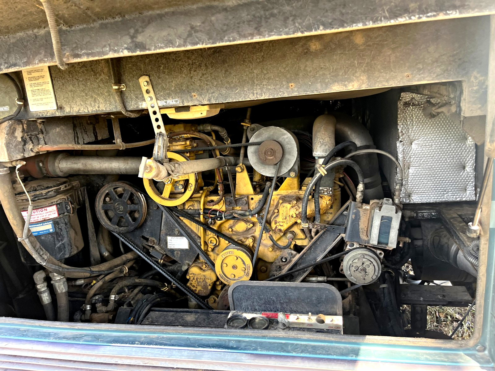 International DT-Series Turbo Diesel Engine 70K Miles Running Complete Take-Out