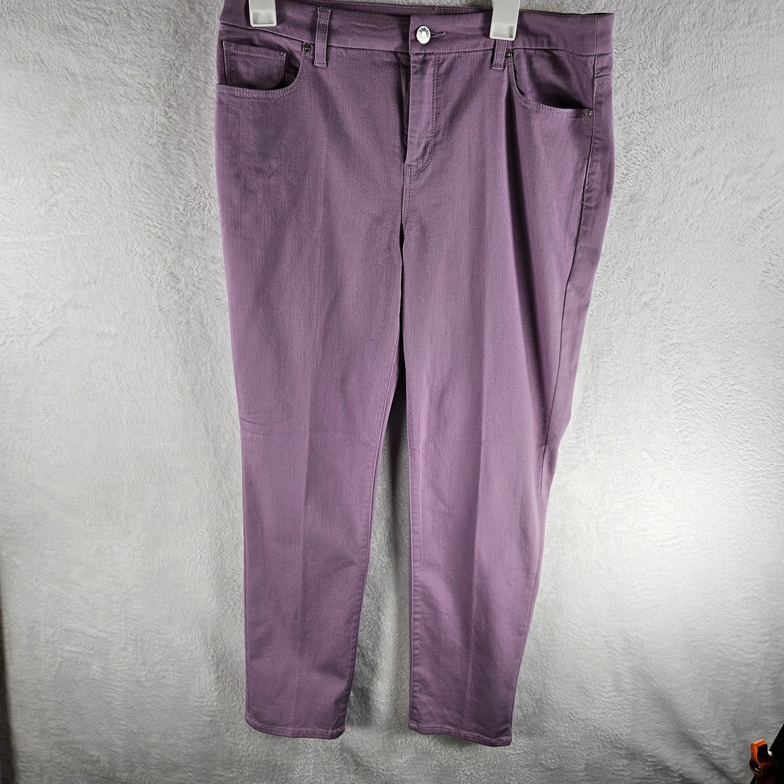Chico\'s So Slimming Girlfriend Ankle Jean Lilac Purple Women\'s Size 10 Chico\'s So Slimming Girlfriend Ankle Jean Lilac Purple Women\'s Size 10