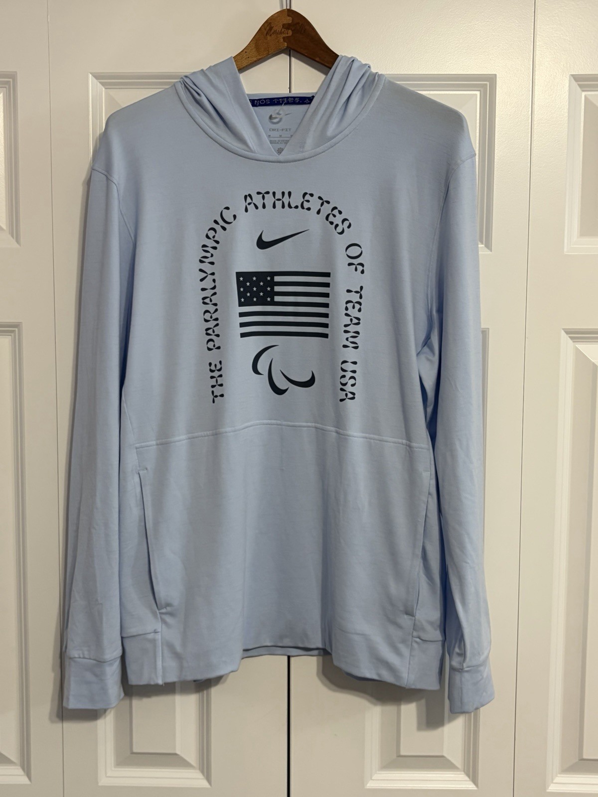 NWOT Nike Team USA Paralympic Hoodie Mens Light Blue size Medium