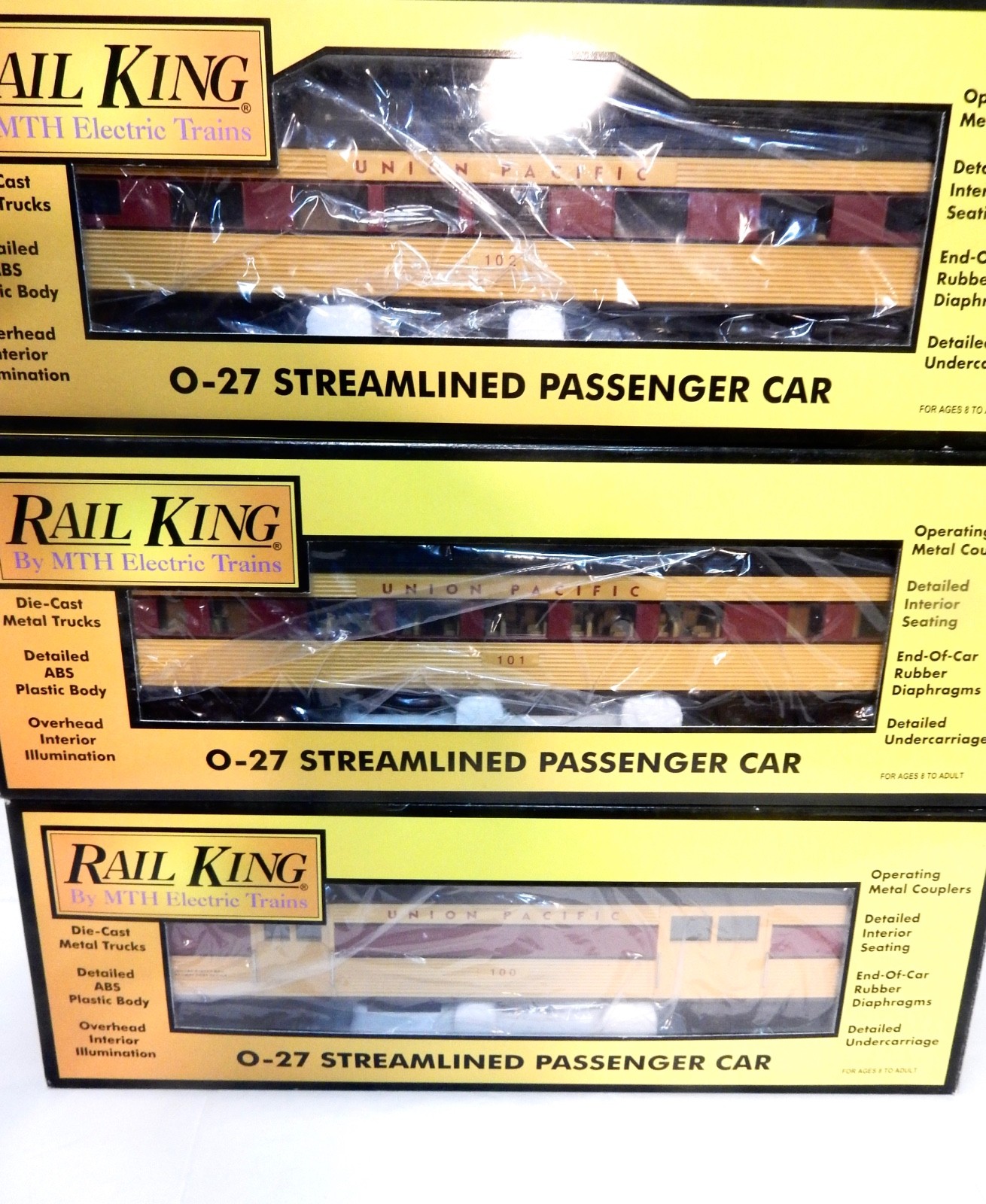 MTH  RailKing (4) Union Pacific 027 Lighted Passenger Cars Obs, Coach ,bag,vista