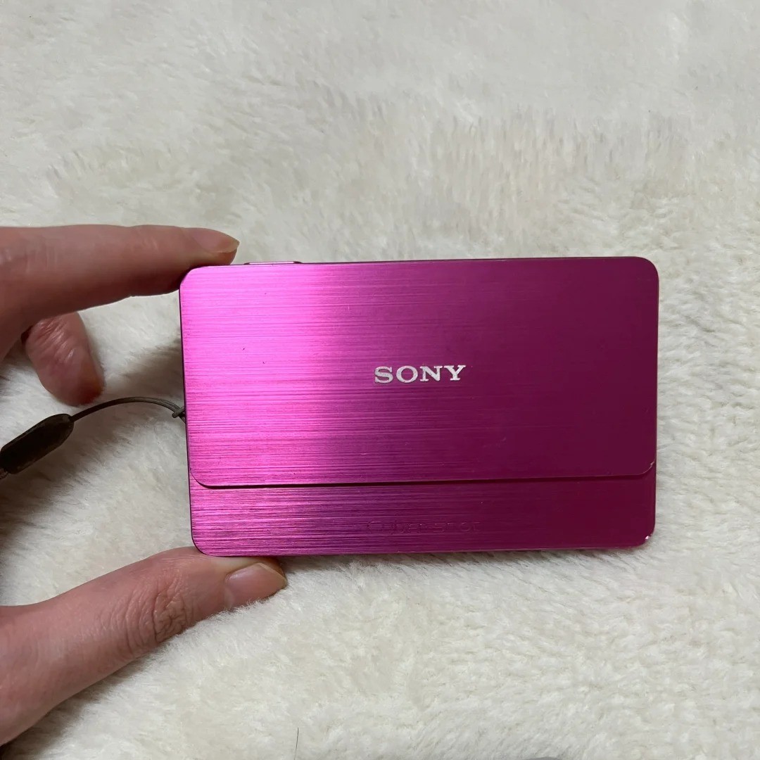 SONY Cyber-shot DSC-T700 Digital Camera 10.1MP 4x Optical Zoom Blink Detection