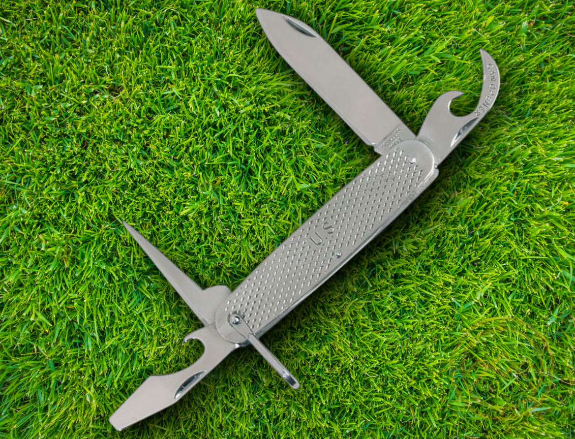 Reproduction U.S. Army Pocket Knife Multi Tool Stainles Steel Handle 4\