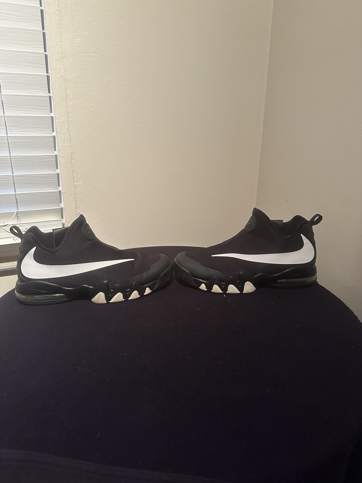 Rare Nike Air Big Reverse Swoosh Size 12 Rare Nike Air Big Reverse Swoosh Size 12