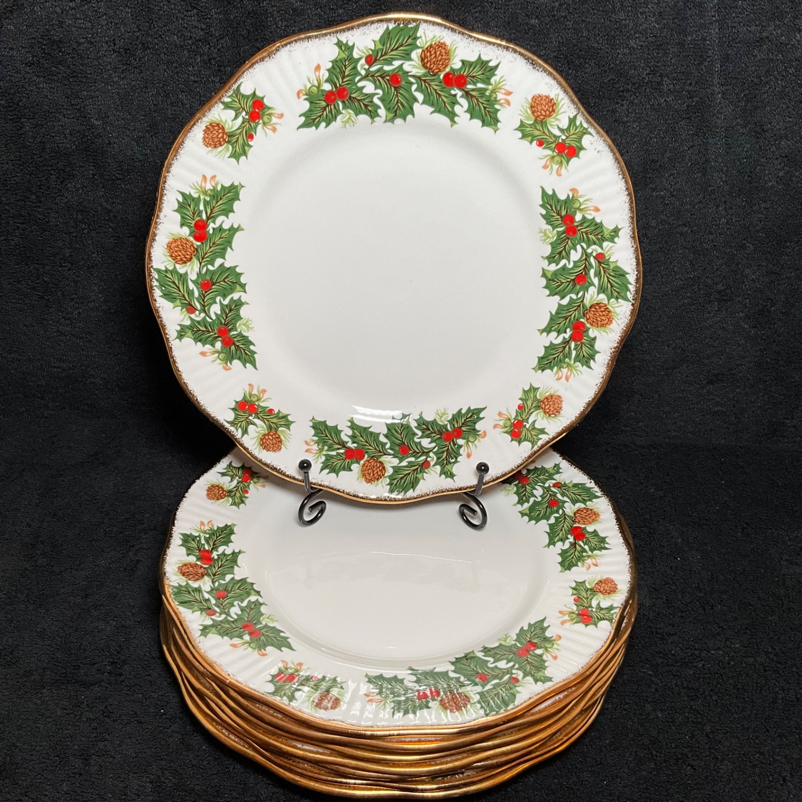 8 Pc-Rosina Queens Yuletide Bone China Salad Plates-Holly Berries & Pinecones