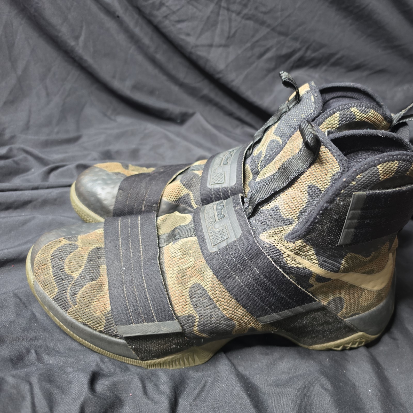 Nike LeBron Zoom Soldier 10 SFG Camo Nike LeBron Zoom Soldier 10 SFG Camo