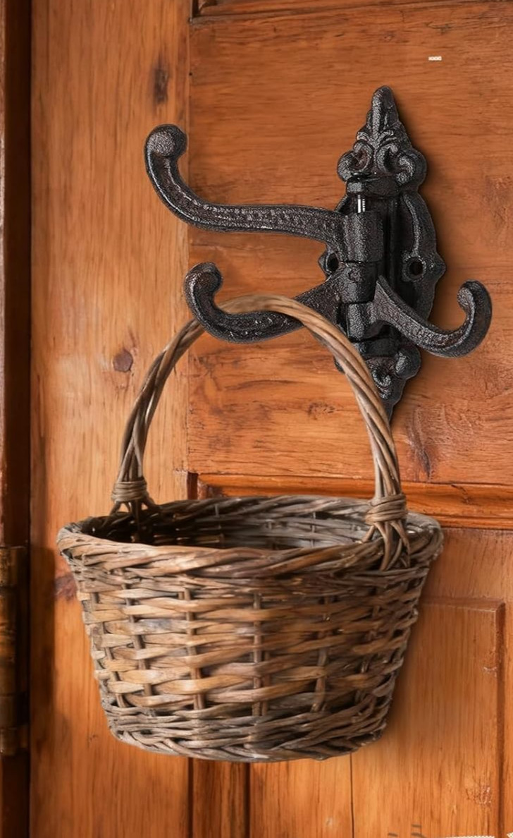 Cast Iron Vintage Antique Victorian Swing Arm Swivel Wall Hook Hall Tree 3 Hooks