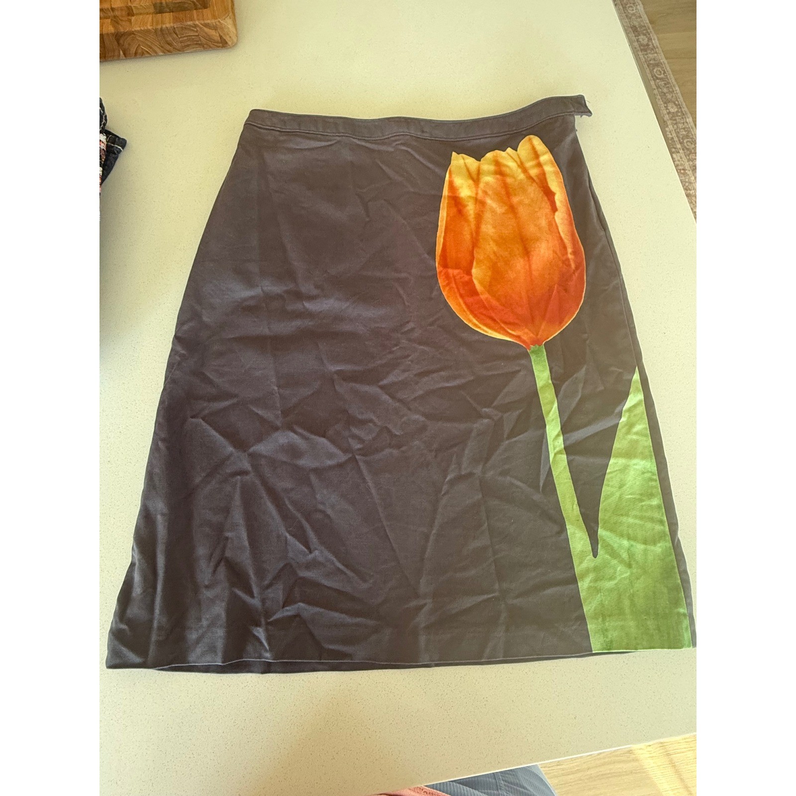 Isaac Mizrahi for Target Gray Tulip Graphic A-Line Skirt Size 6 Floral Skirt