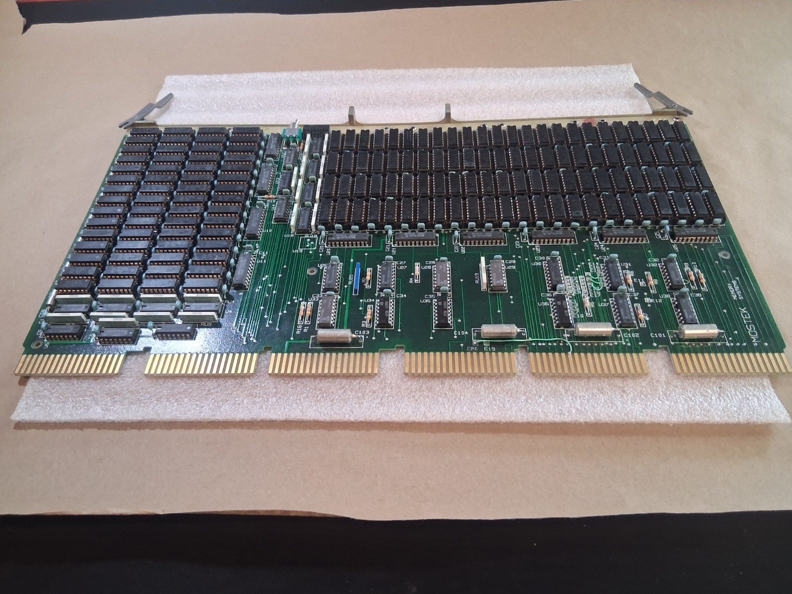 Vintage DEC/Mostek memory systems MK 8070 ASM 6805-00050-0001 (B14) Vintage DEC/Mostek memory systems MK 8070 ASM 6805-00050-0001 (B14)