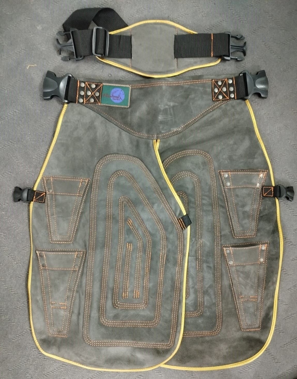 Top Farriers Tools Full Leather Deluxe Chaps No Canvas Genuine 27\