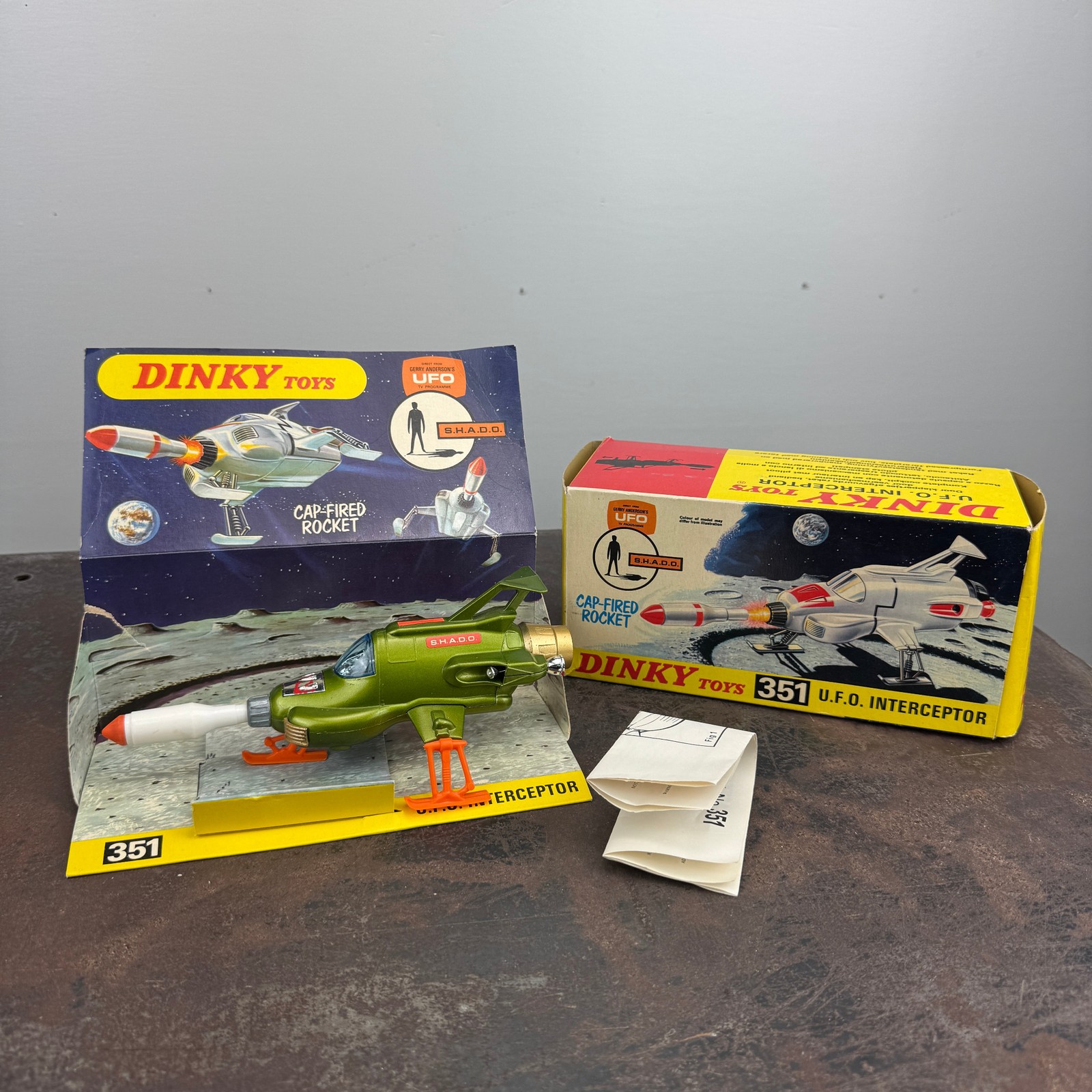 VTG Dinky Toys No. 351 Gerry Anderson UFO SHADO Interceptor Ship w/ Box Display VTG Dinky Toys No. 351 Gerry Anderson UFO SHADO Interceptor Ship w/ Box Display