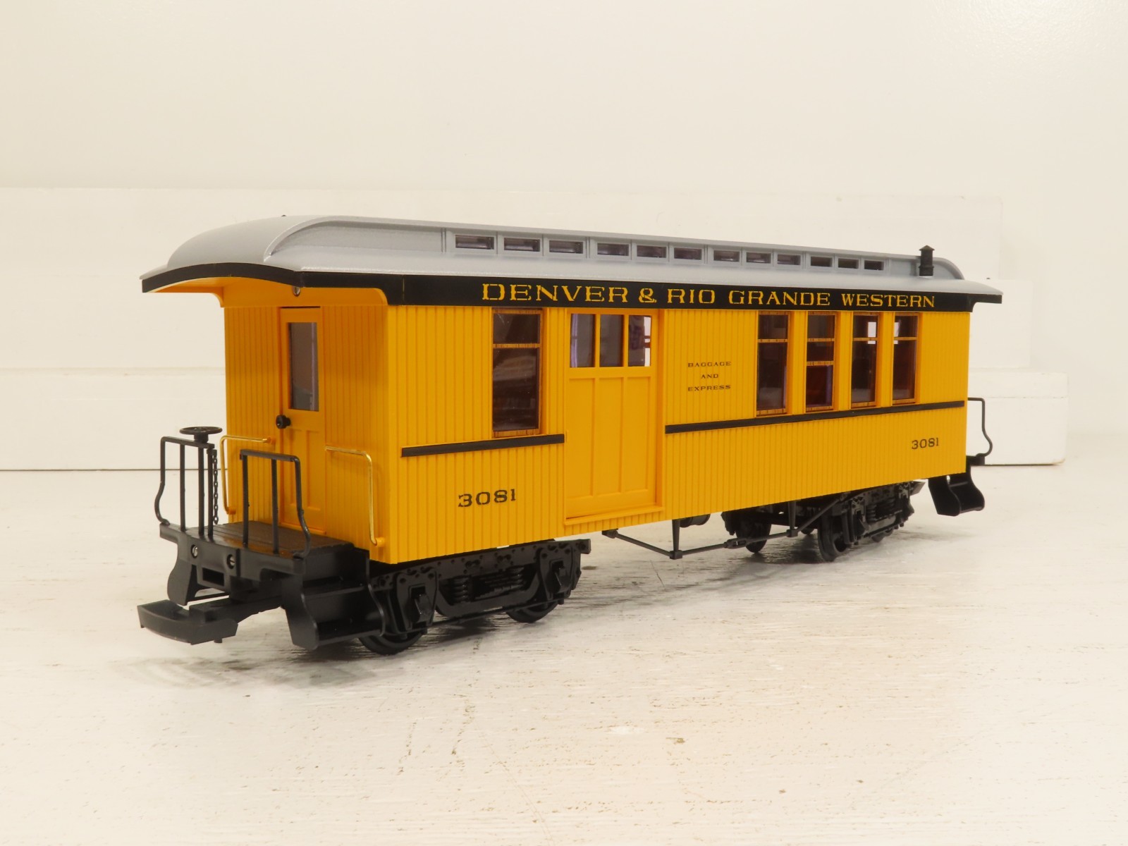 LGB 3081 G Scale D&RGW Combine Car LN 13153