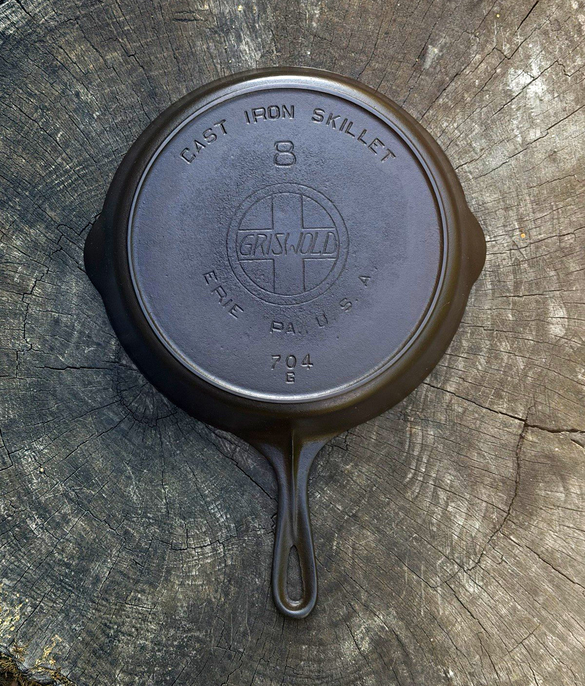 Vintage Griswold No. 8 704 G Cast Iron Skillet- Slant Logo