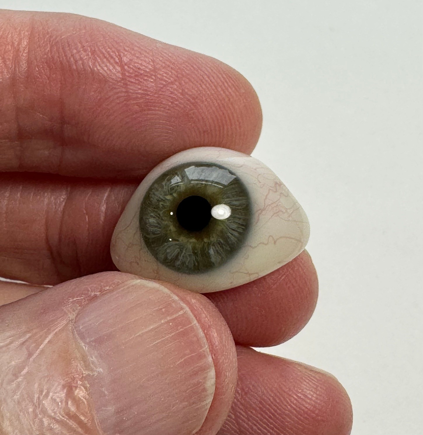 Antique German hand-blown human prosthetic glass eye. Small eye. E6 Antique German hand-blown human prosthetic glass eye. Small eye. E6