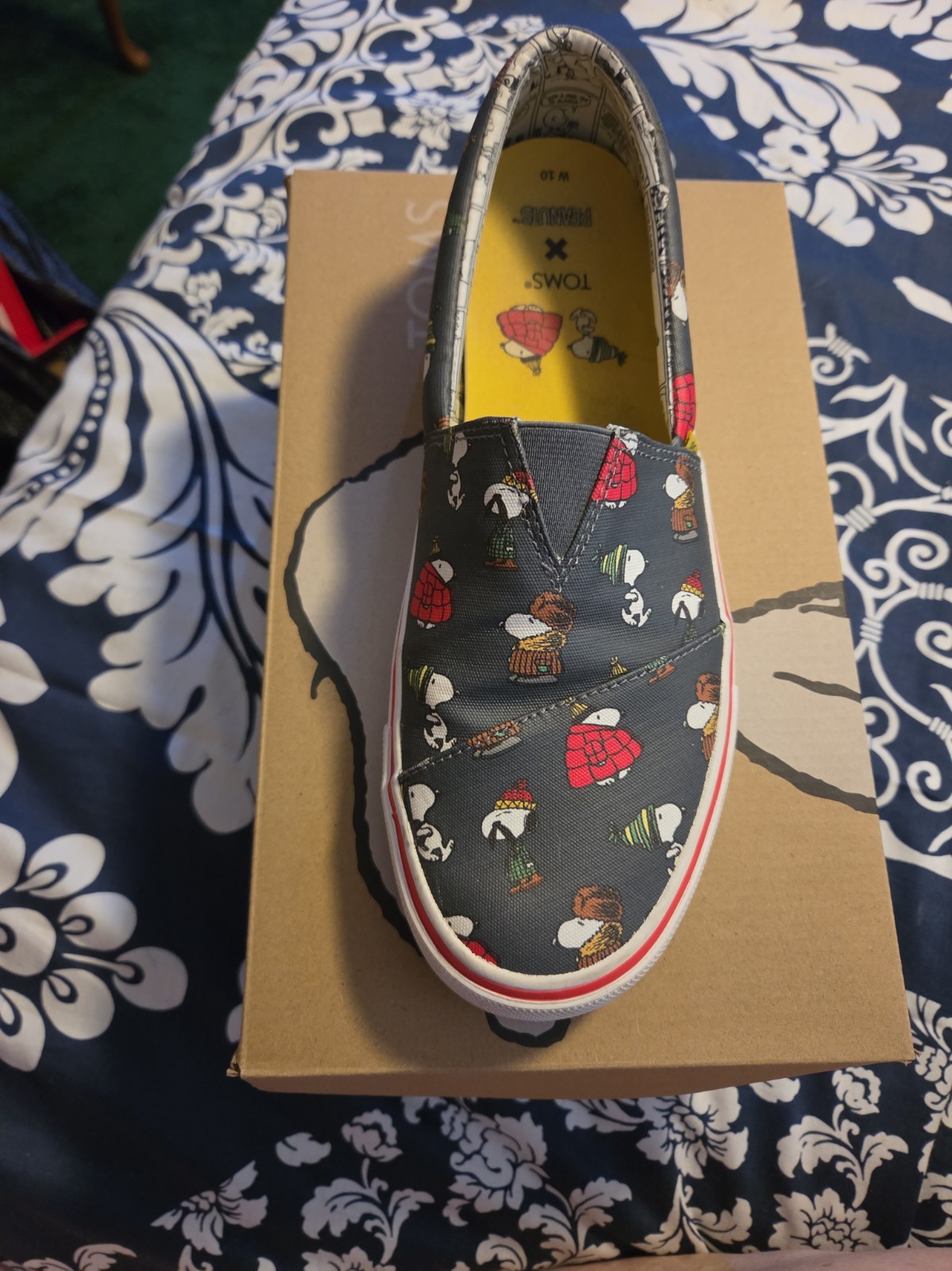 Toms X Peanuts Alpergata Fenix Size 10 Womens Slip On Sneakers Toms X Peanuts Alpergata Fenix Size 10 Womens Slip On Sneakers