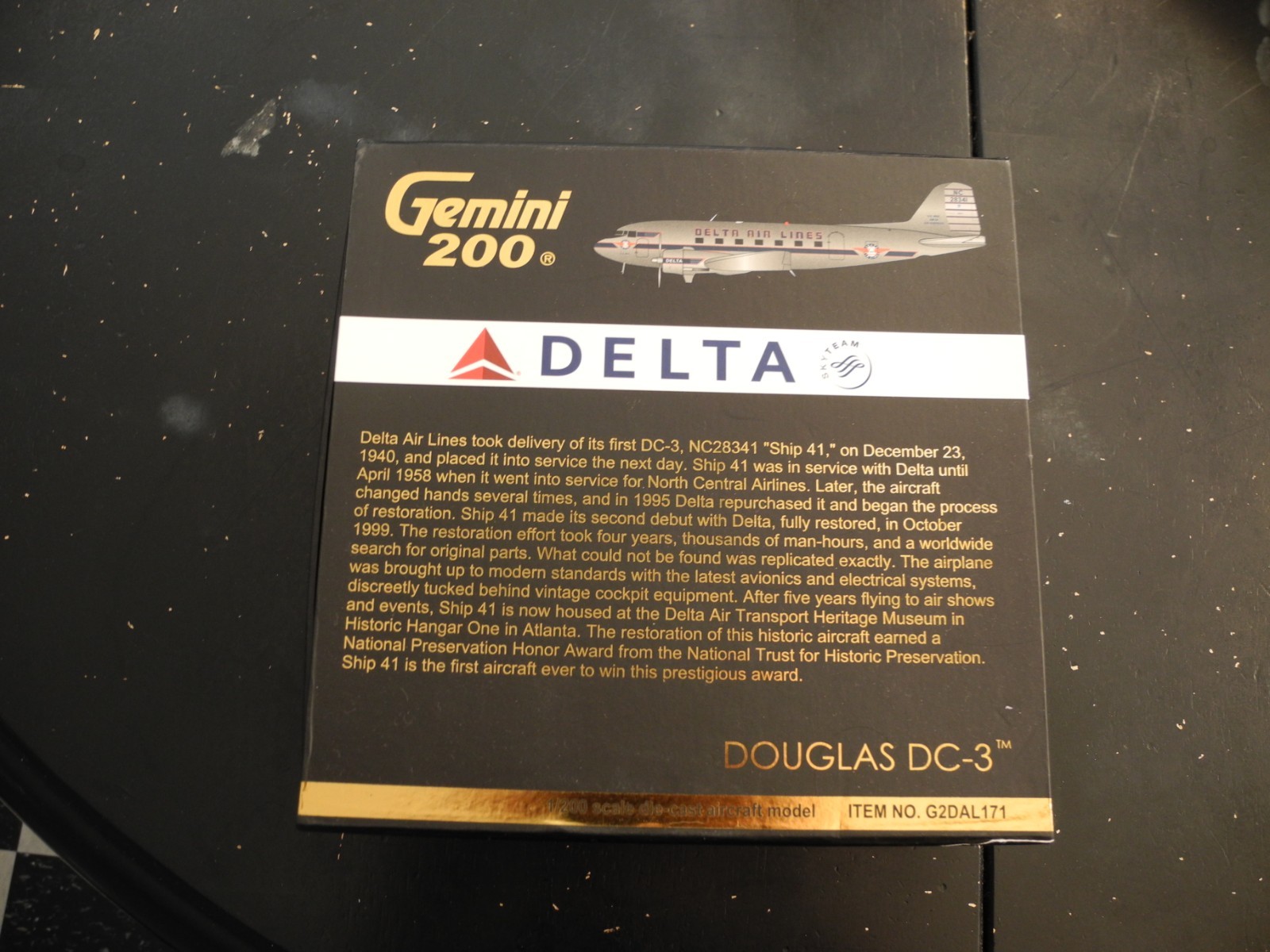 Collectors' FIND RARE Gemini 200 DC-3 DELTA, Hard to Find, BRAND NEW Collectors' FIND RARE Gemini 200 DC-3 DELTA, Hard to Find, BRAND NEW