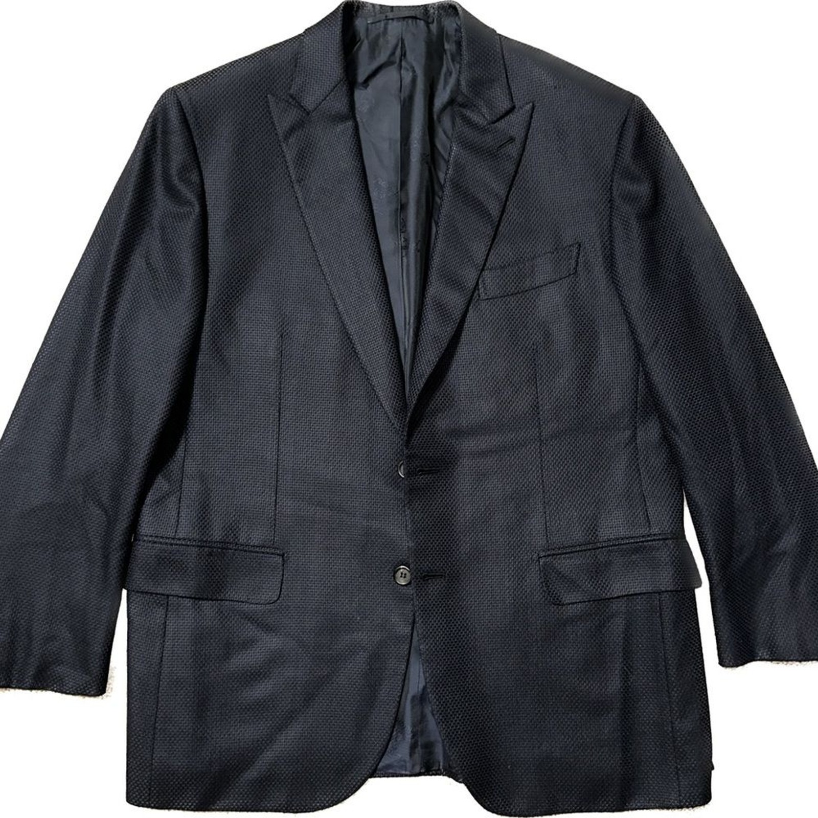 Brioni Exclusive Beautiful and Subtle Brioni Exclusive Beautiful and Subtle