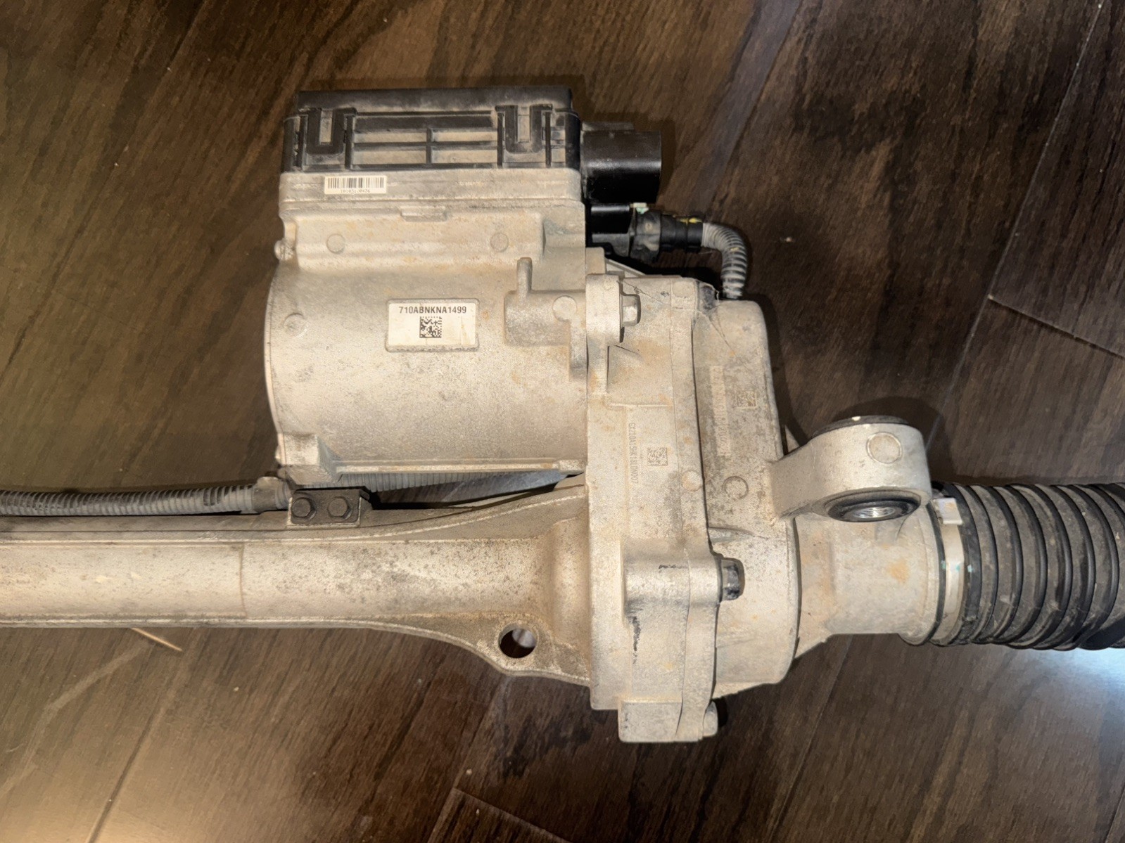 2017-2019 GENESIS G90 3.3L POWER RACK & PINION 56320-D2000 LH Missing tire rod 2017-2019 GENESIS G90 3.3L POWER RACK & PINION 56320-D2000 LH Missing tire rod