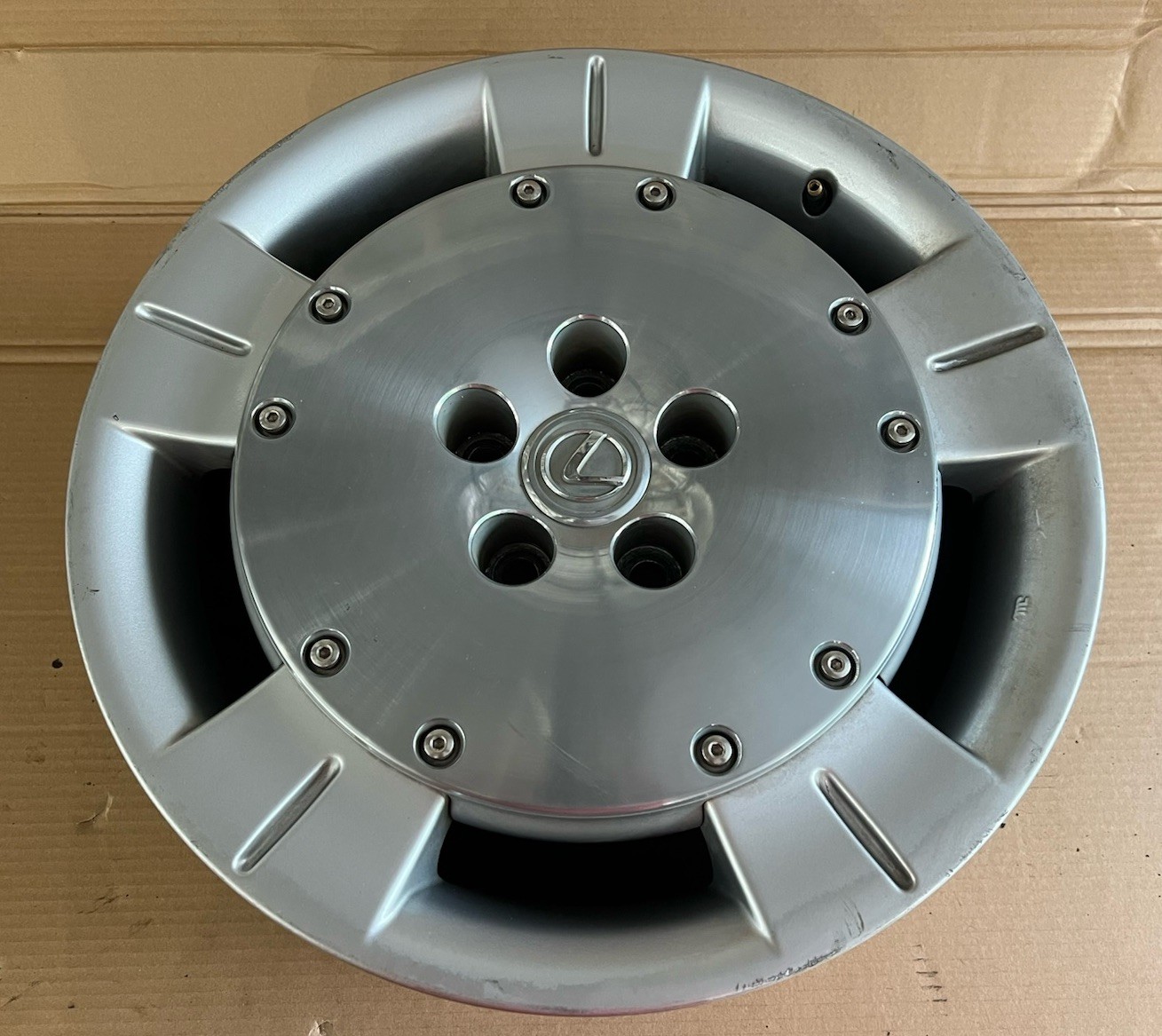 2002-2010 LEXUS SC430 18X8 WHEEL ALLOY WITH ROUND COVER #1