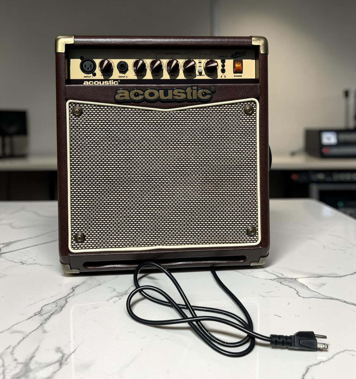 Acoustic A15V 15W Guitar Amp w/ Box Manual Chorus EQ AUX