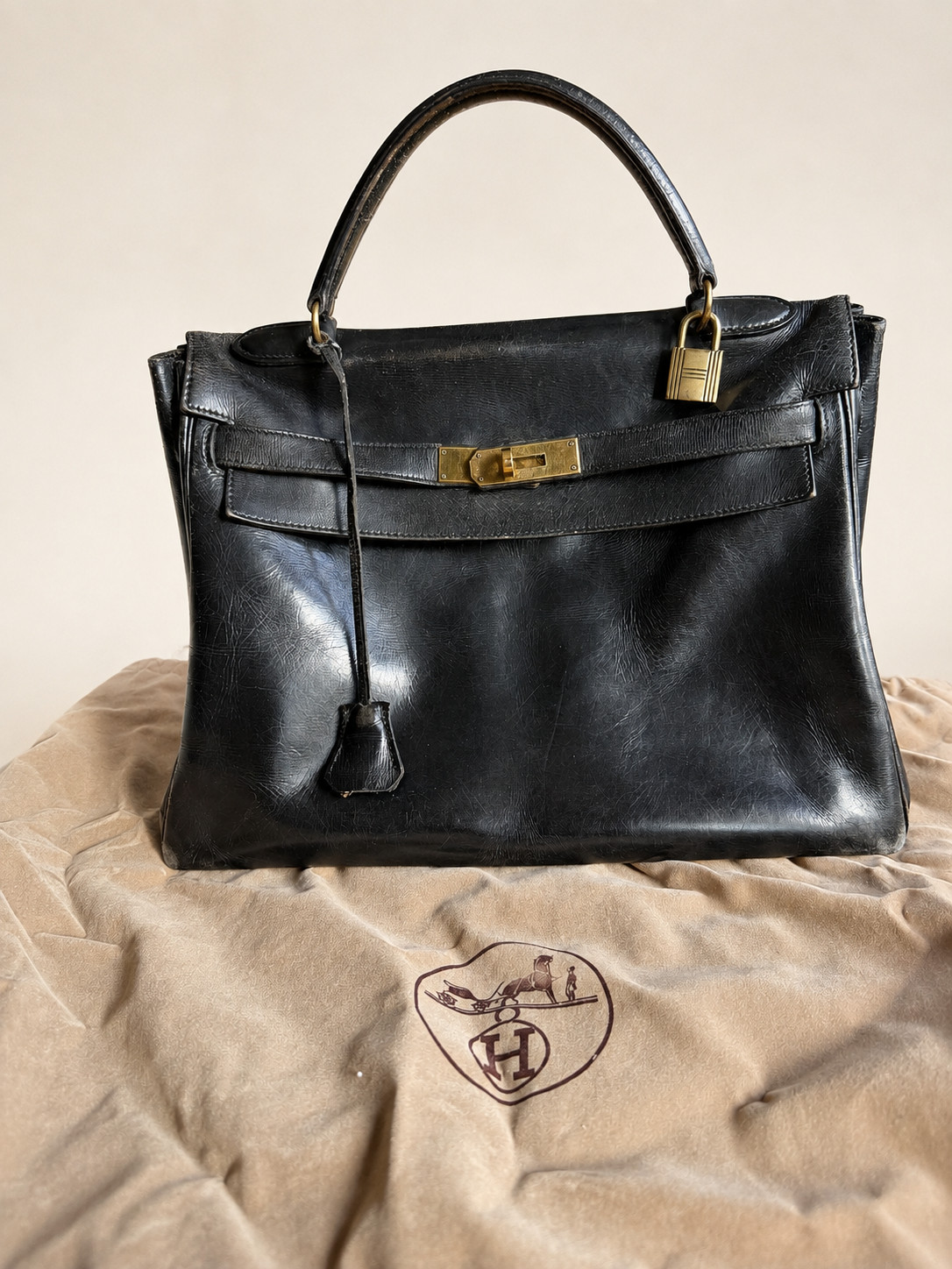 Vintage 1972 Hermès Kelly 32 Black Box Calf B-Circle GHW w/ Dust Bag
