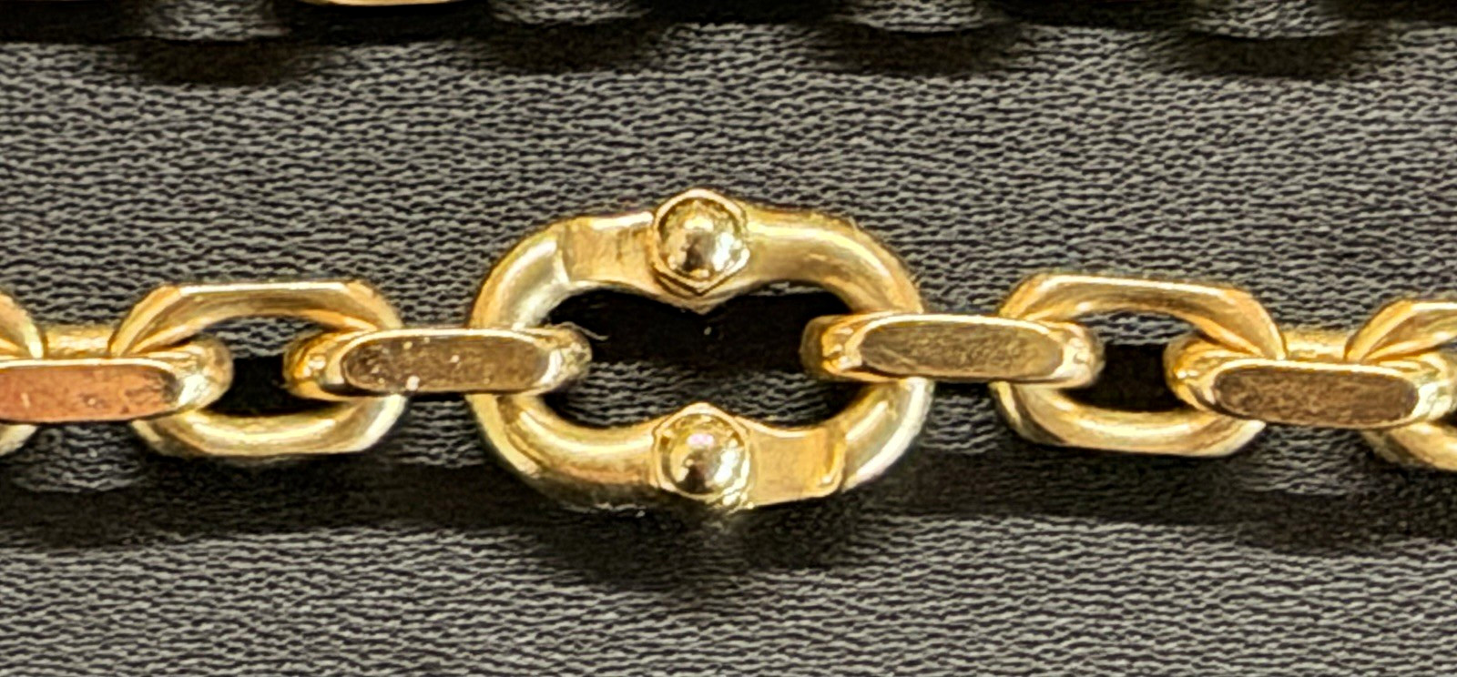Tiffany 1837 Makers Chain Necklace in 18K yellow gold. 24-inch. Tiffany 1837 Makers Chain Necklace in 18K yellow gold. 24-inch.