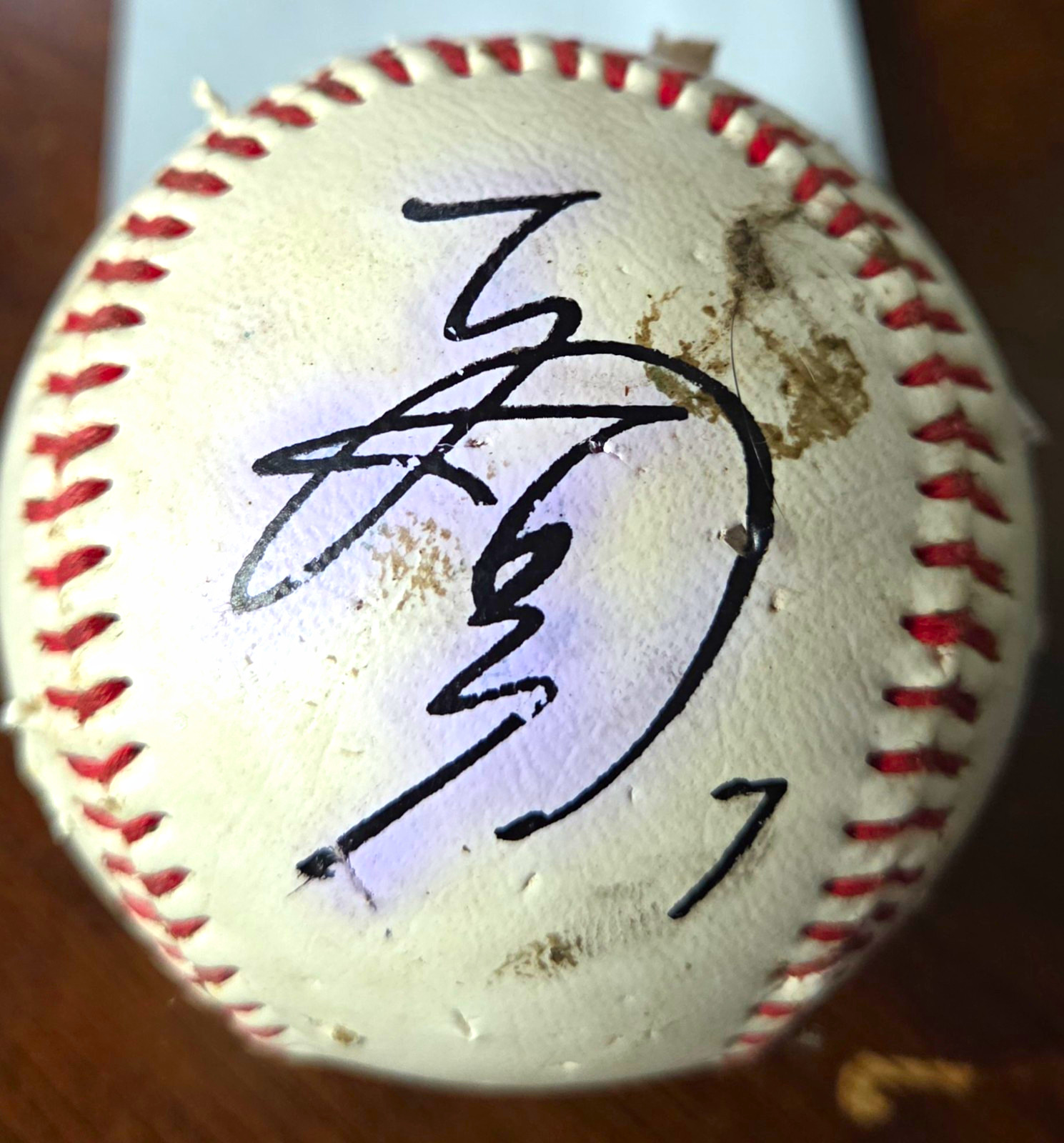 2004 Yomiuri Giants 70th Anniversary Baseball Signed Tomohiro Nioka #7 – Rare