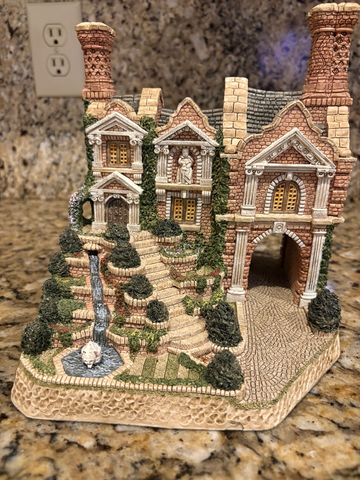 1996 David Winter Cottages The Park Limited Edition  0395/4300