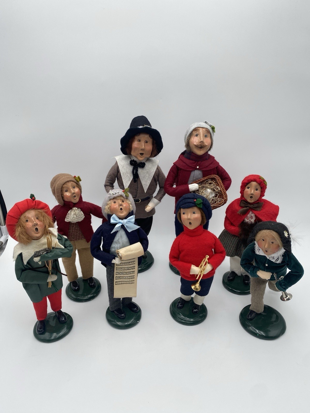 VTG Byers' Choice Ltd. The Carolers Christmas Handmade Figurines Set of 8 1988 VTG Byers' Choice Ltd. The Carolers Christmas Handmade Figurines Set of 8 1988