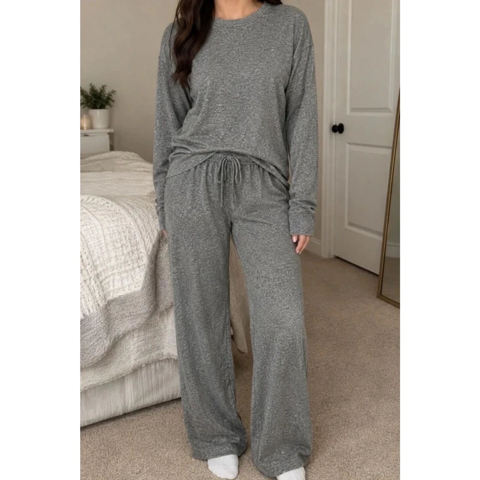 Ekouaer Women\'s 2-Piece Long Sleeve & Wide-Leg Pants Lounge Set Ekouaer Women\'s 2-Piece Long Sleeve & Wide-Leg Pants Lounge Set