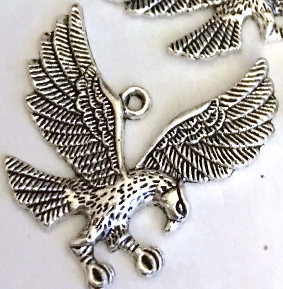 4 Antique Silver Pewter Eagle Flying Hawk Birds Charms Pendants 35mm