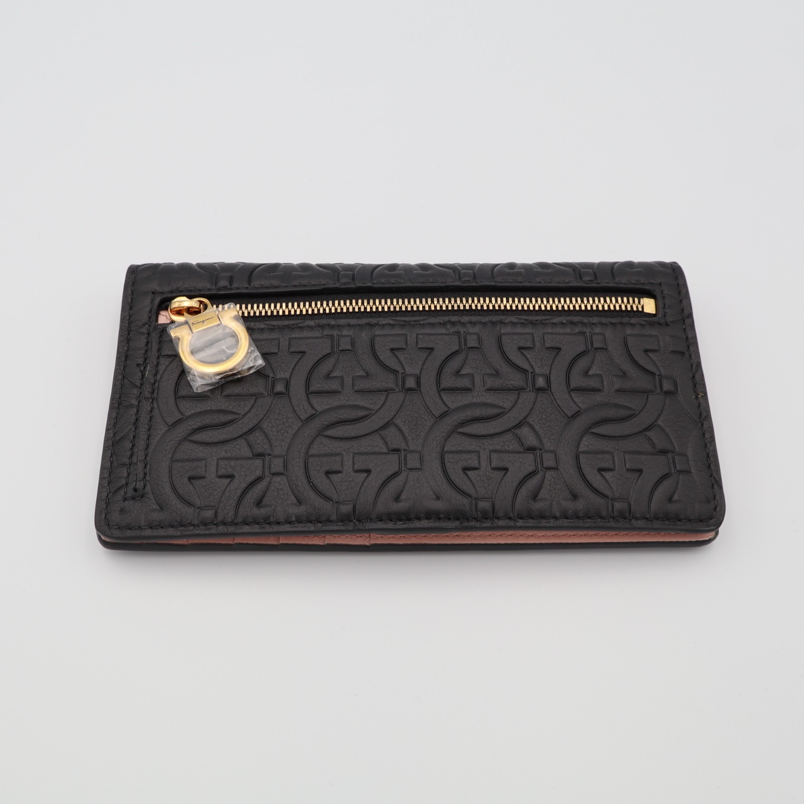 Rare Salvatore Ferragamo Gancini Continental Wallet Black Nude Leather w/ Box