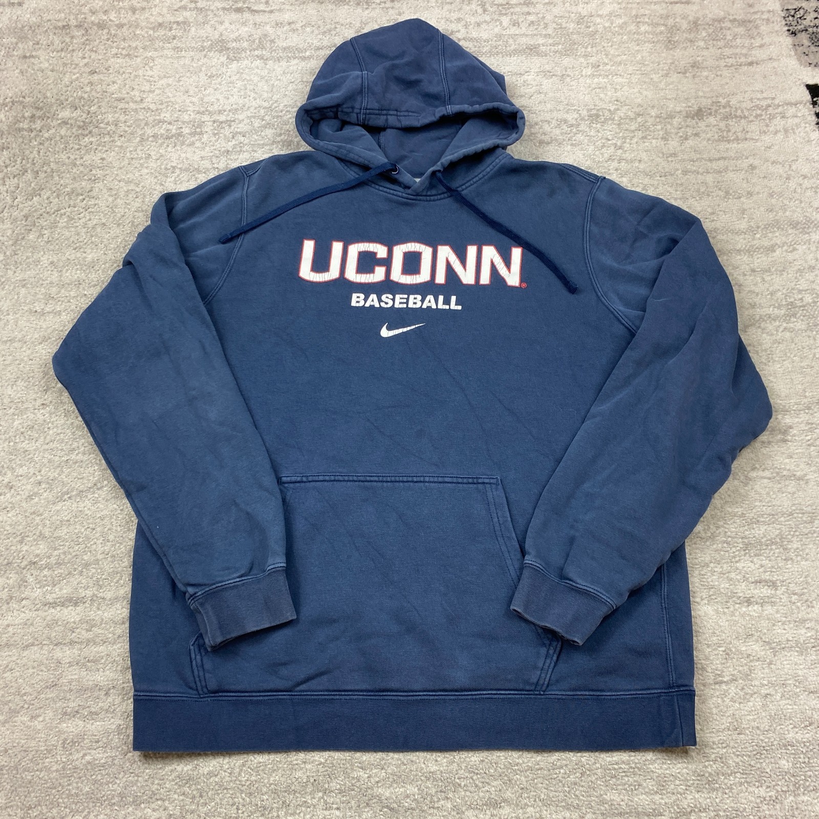 Nike UConn Huskies Hoodie Large Blue White Connecticut Husky Center Swoosh Mens