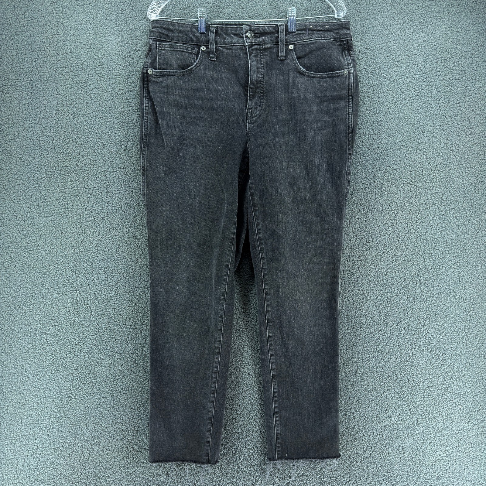 Madewell Stovepipe Jeans Womens 31 Curvy Mid-Rise Raw Hem Black Washed Denim