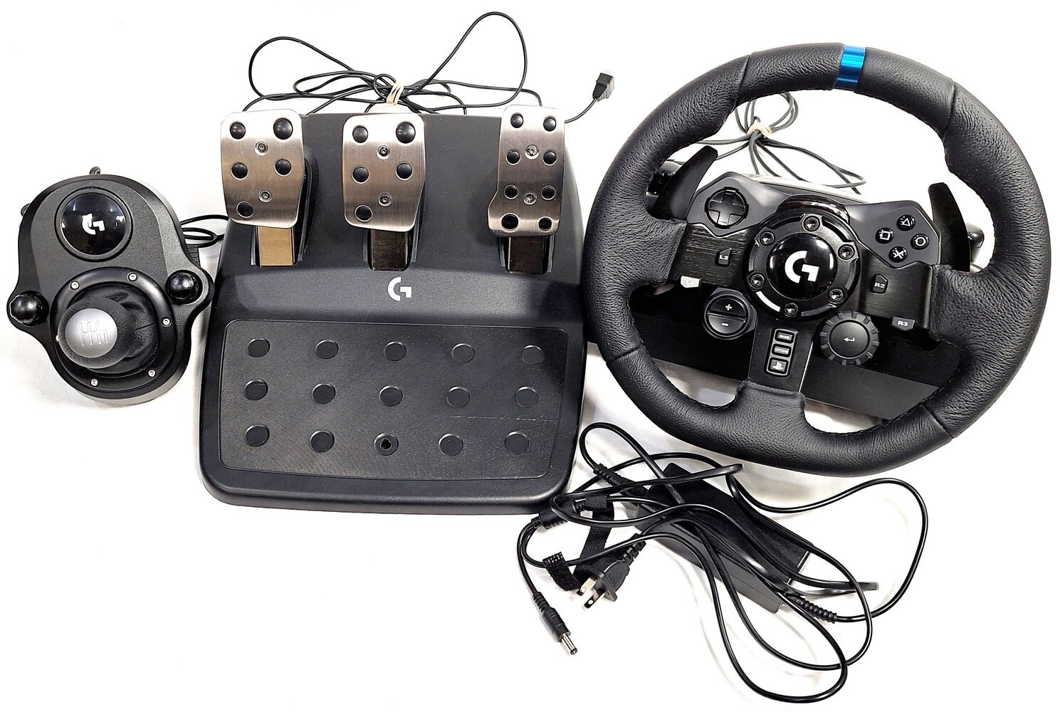 Logitech G923 Racing Bundle Wheel & Pedals & Shifter For PS and PC (11109838)