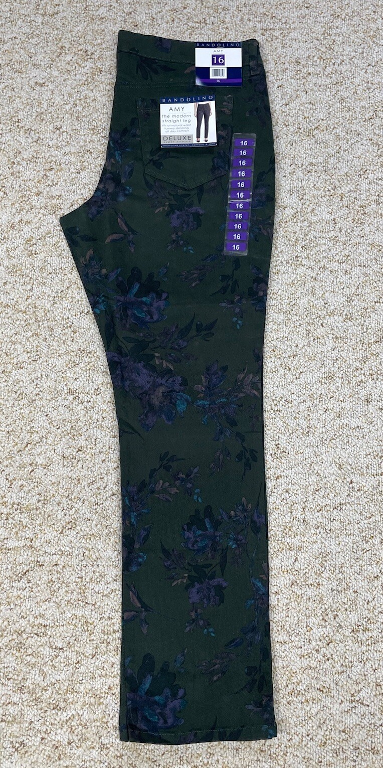 Bandolino AMY Jeans Women\'s Size 16 Night Breeze Floral Stretch Straight (38x31)