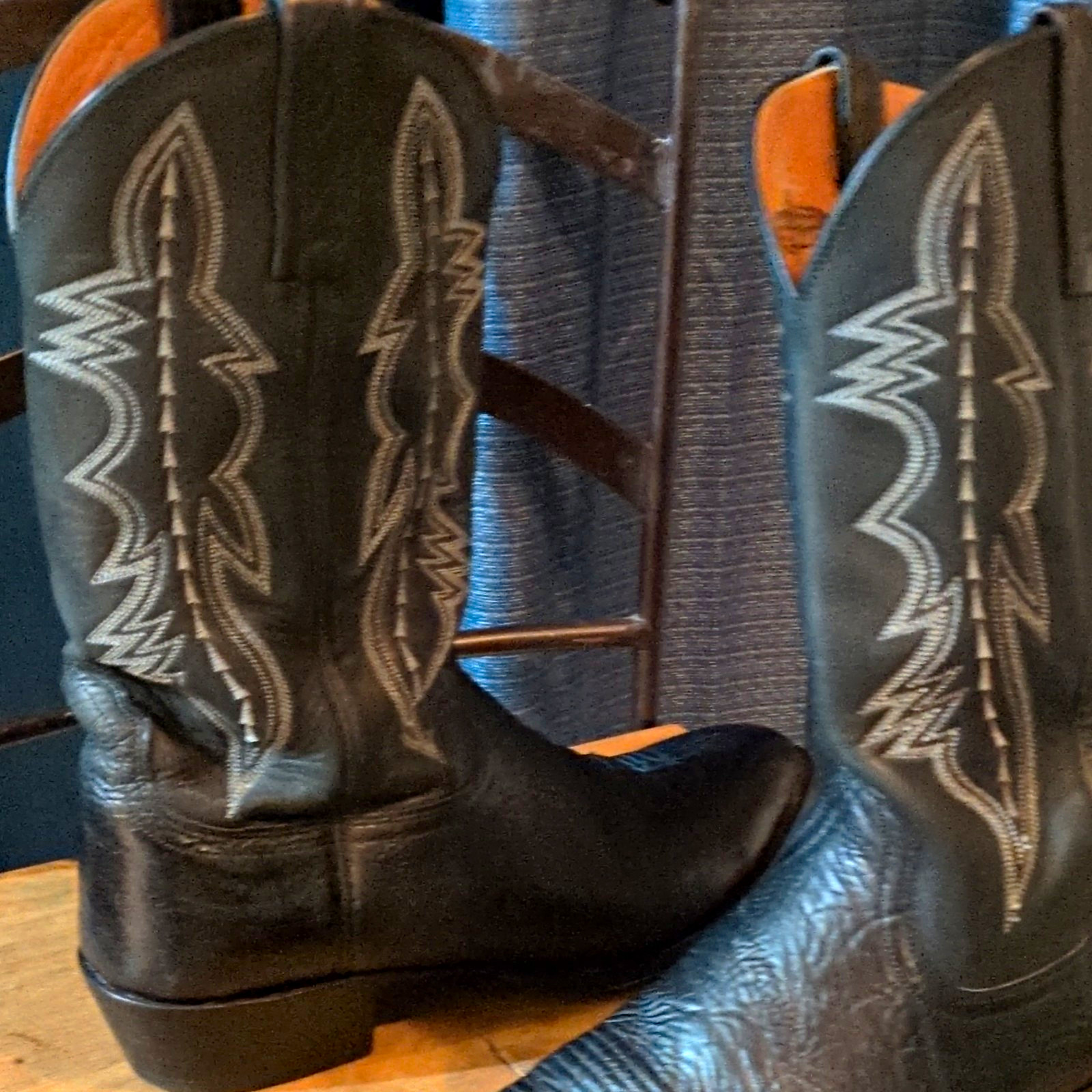 Lucchese 2000 Mens Black Leather Boots US 11B (Narrow)Style 57752 Lucchese 2000 Mens Black Leather Boots US 11B (Narrow)Style 57752