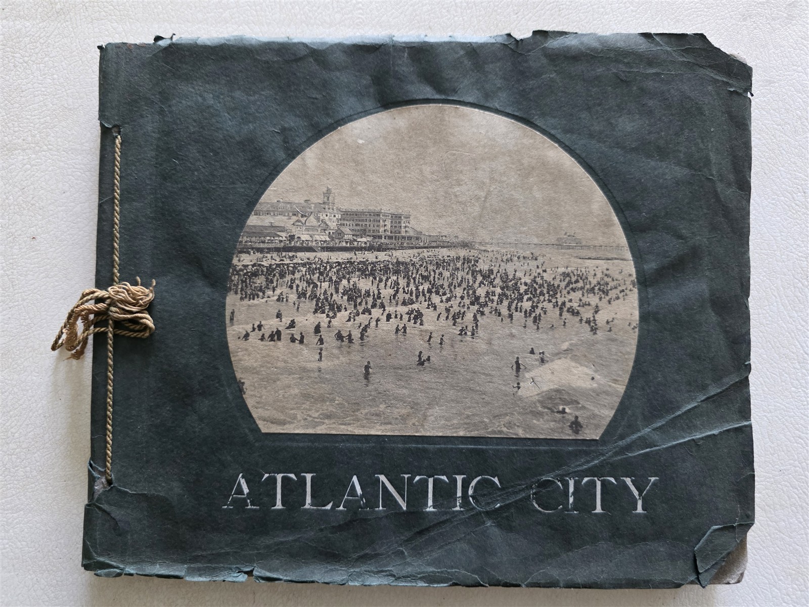 Atlantic City Antique Book Portfolio of Photographs c 1904, 28 Photogravures