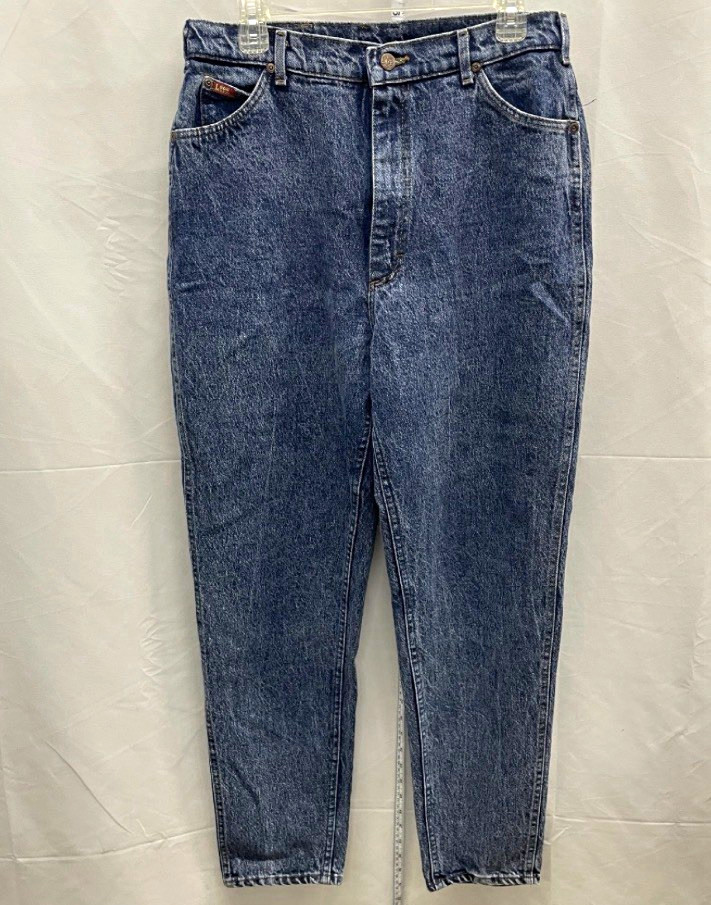 Lee Women’s Mom Jeans High Rise Medium Wash 5-Pocket Cotton Denim Size 16 Lee Women’s Mom Jeans High Rise Medium Wash 5-Pocket Cotton Denim Size 16