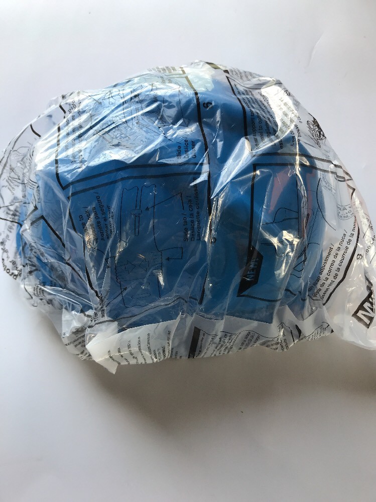 MSA MEDIUM TYPE I PROTECTIVE HELMET, BLUE *NEW* MSA MEDIUM TYPE I PROTECTIVE HELMET, BLUE *NEW*