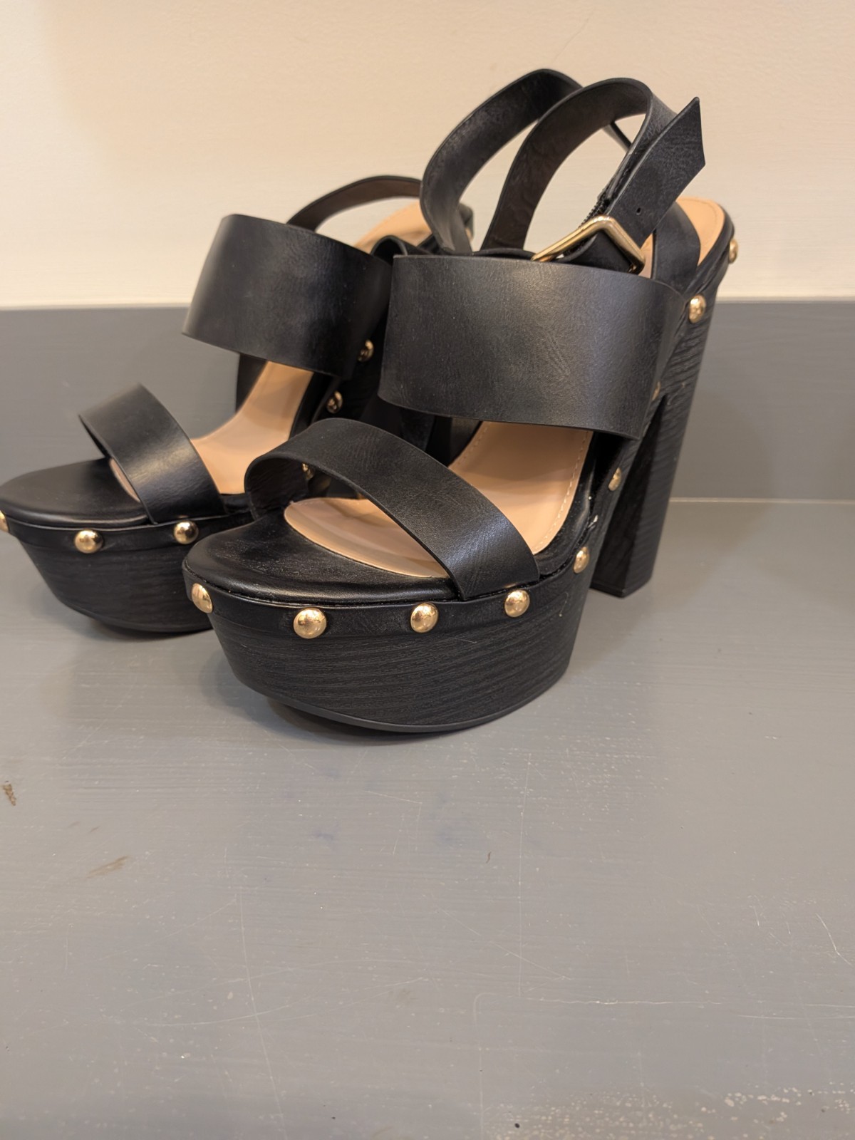 ShoeDazzle Black Studded Platform Ankle Strap Open Toe Buckle Faux Leather ShoeDazzle Black Studded Platform Ankle Strap Open Toe Buckle Faux Leather