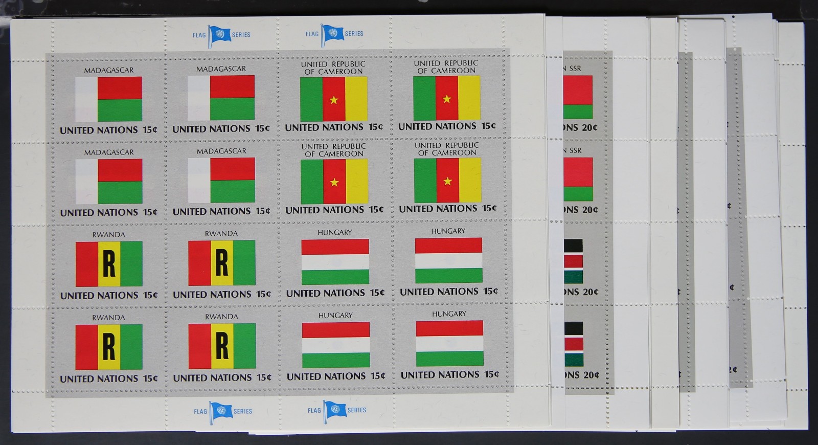 UN Flag Sheets  - 1980 -1989 40 Diff Sheets MNH  M176
