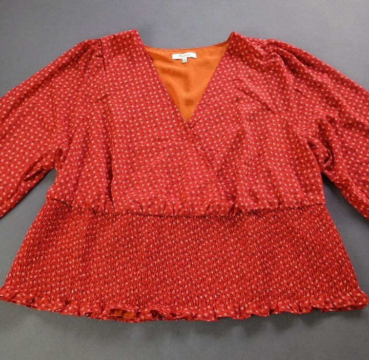 Madewell Women\'s Plus 2X Red/Orange Floral Smocked V-Neck Puff Sleeve Peplum Madewell Women\'s Plus 2X Red/Orange Floral Smocked V-Neck Puff Sleeve Peplum