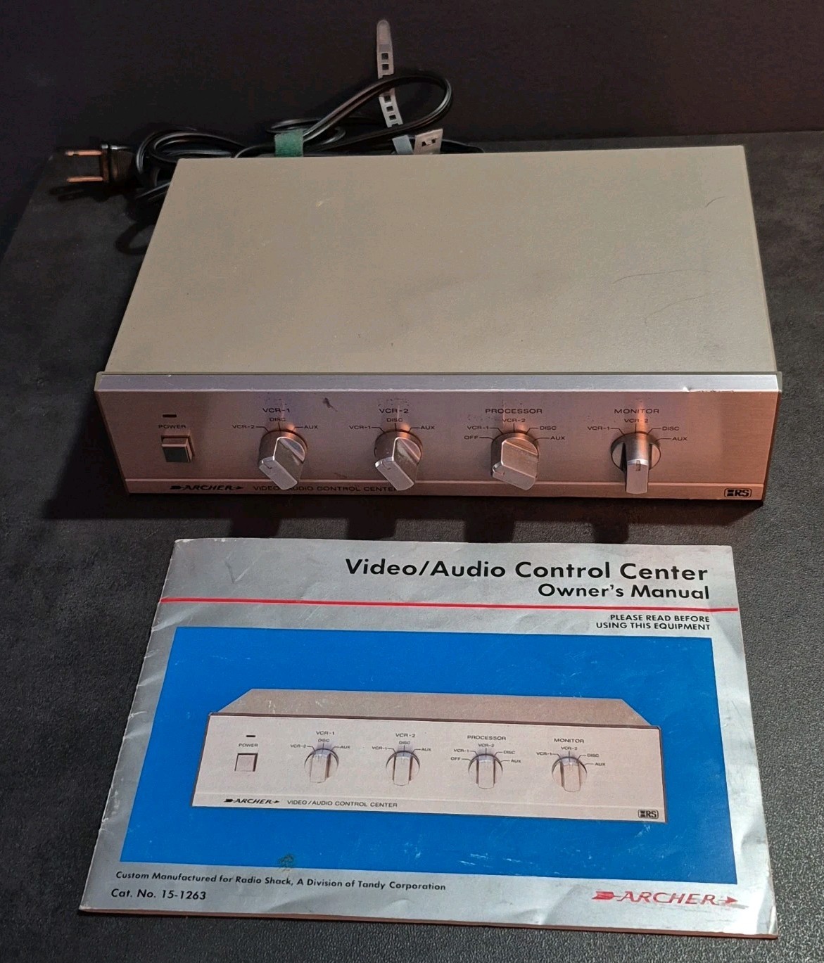 Vintage Archer 15-1263 Video Audio Control Center Switcher