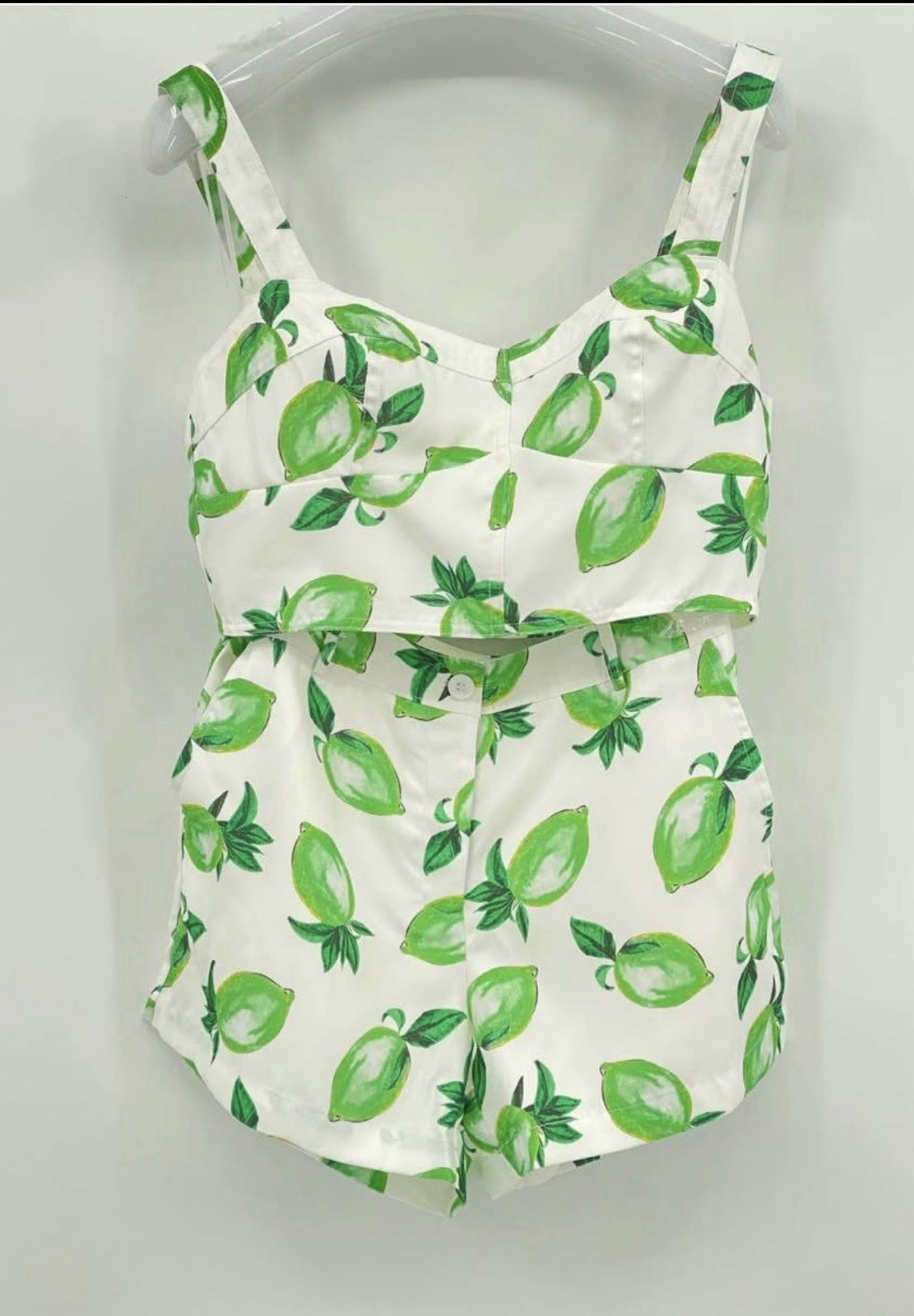 Rosevelvet women\'s lime shorts set, size small
