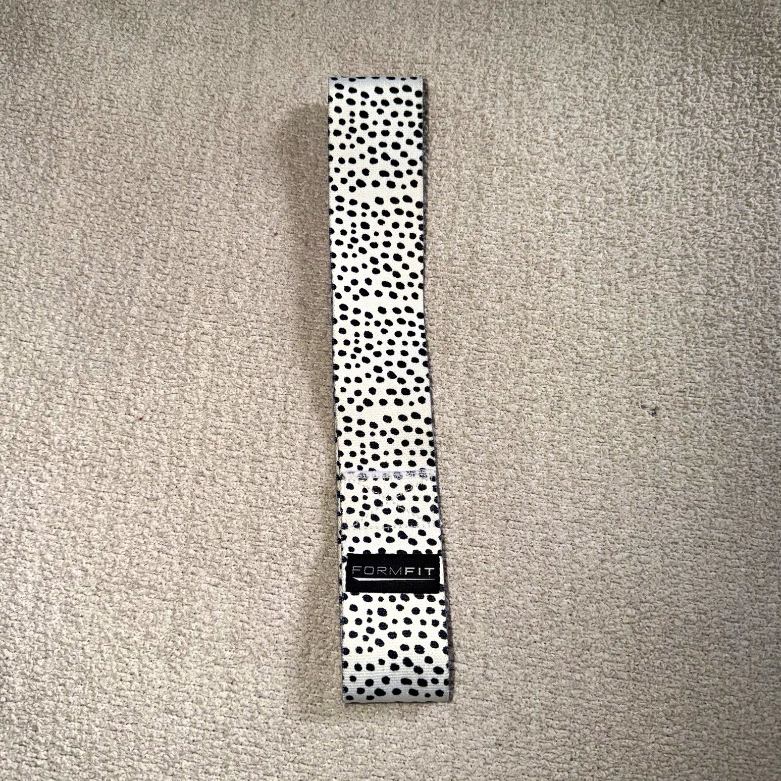FORMFIT Women’s Black & White Polka Dot One Size Regular