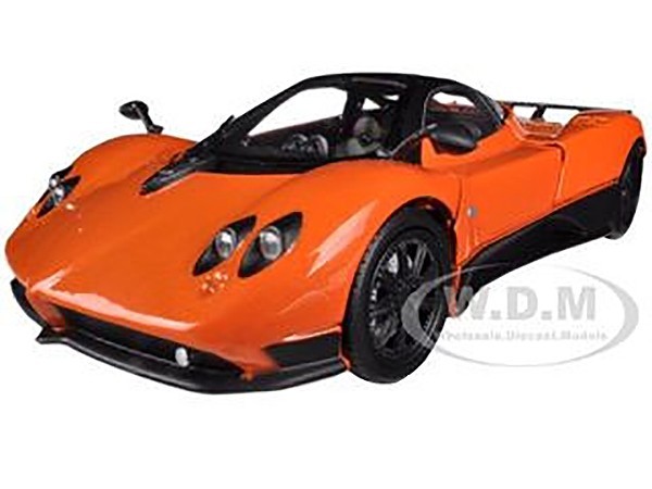 PAGANI ZONDA F ORANGE 1/24 DIECAST CAR MODEL BY MOTORMAX 73369 PAGANI ZONDA F ORANGE 1/24 DIECAST CAR MODEL BY MOTORMAX 73369