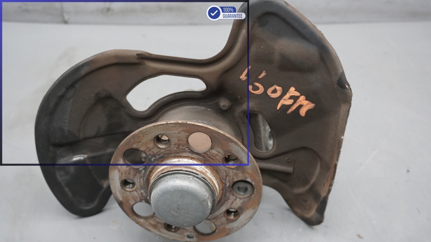 08-15 Mercedes W204 C300 C250 Front Right Passenger Side Spindle Knuckle Hub OEM